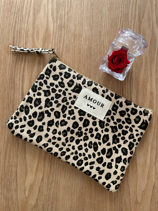 Pochette LEA